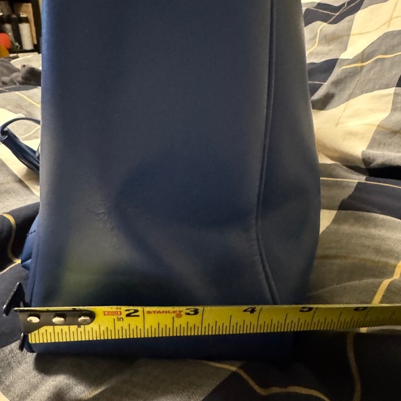 Large Danier Leather bag - Picture 12 of 13